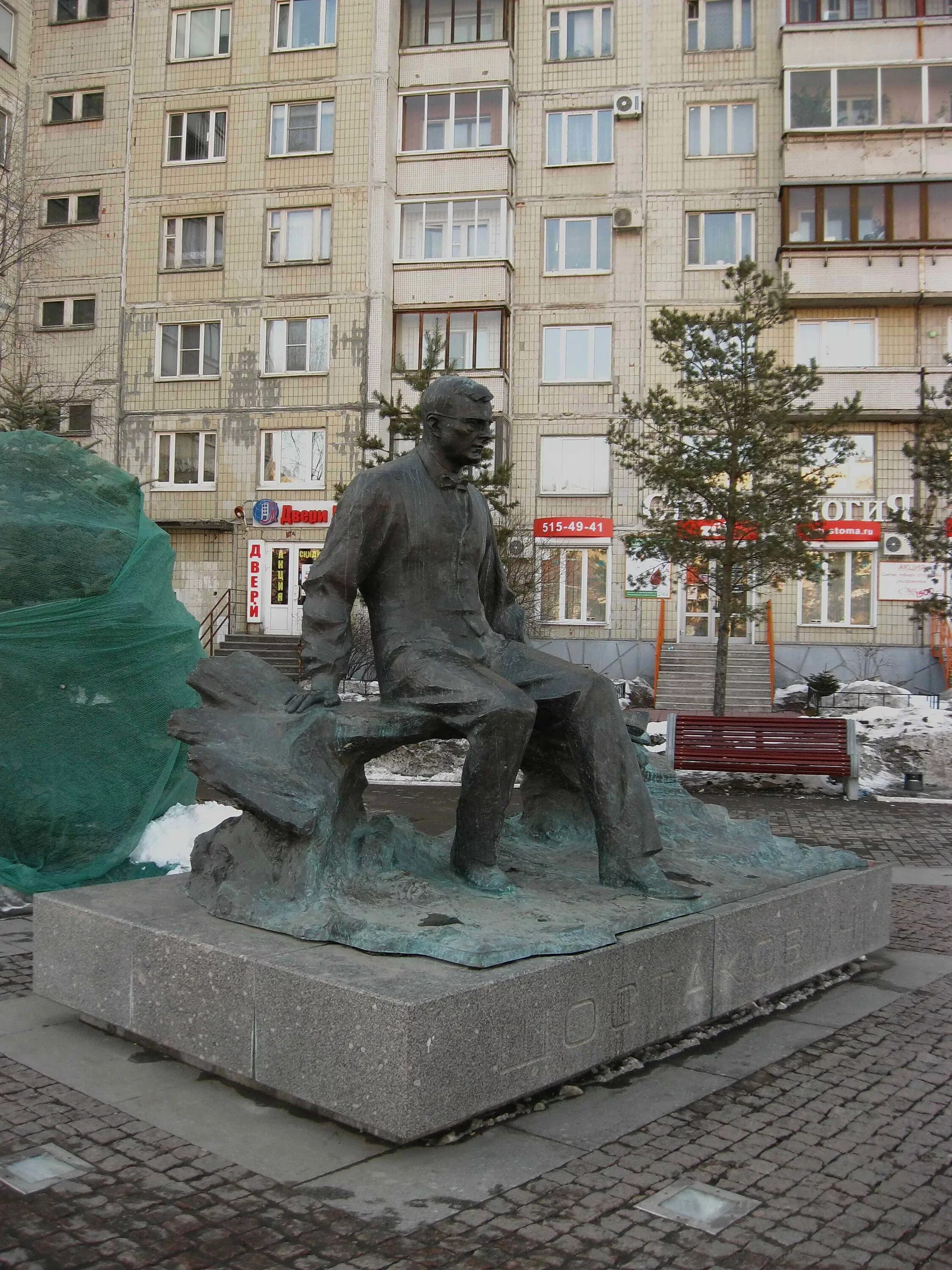 Памятник шостаковичу в санкт петербурге. Памятник шостаковичу спб. памятник шостаковичу в санкт-петербурге на улице шостаковича. памятник шостаковичу гранд каньон.