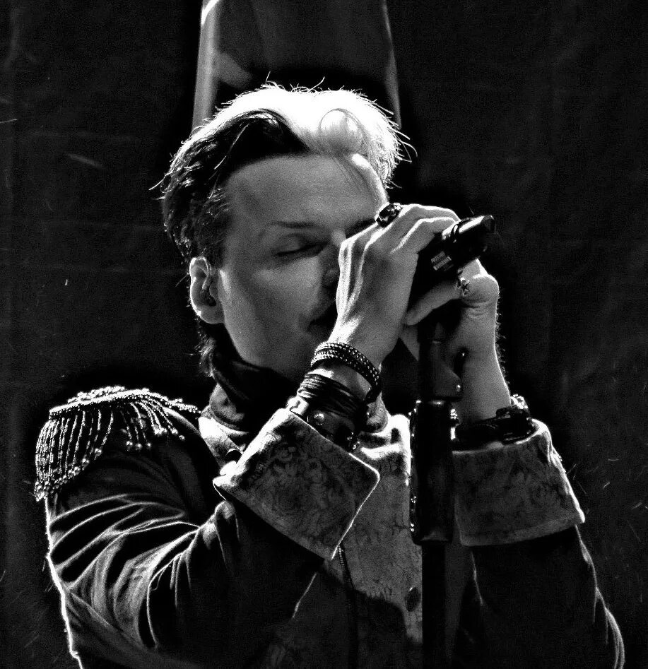 Тило вольф. Тило вольфф. тило вольфф 1990. lacrimosa band. тило вольфф 2025.