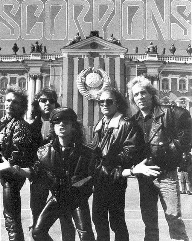 Рок группа 1988. Группа scorpions в молодости. Скорпионс 1990. Rock группа kingdom come 1988. Группа ария 1987 год.