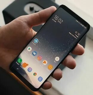 Новенький телефон