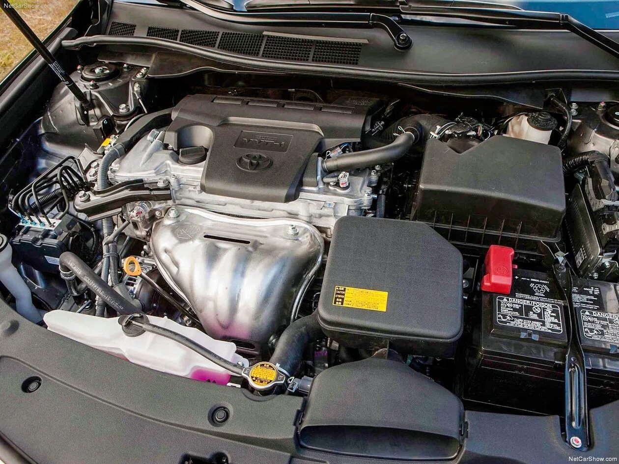 Двигатель форд фокус экобуст. Мотор 2012. Двс v6 форд. 5 ecoboost. Мотор 2012.