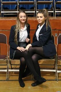 В школу ходил в колготках