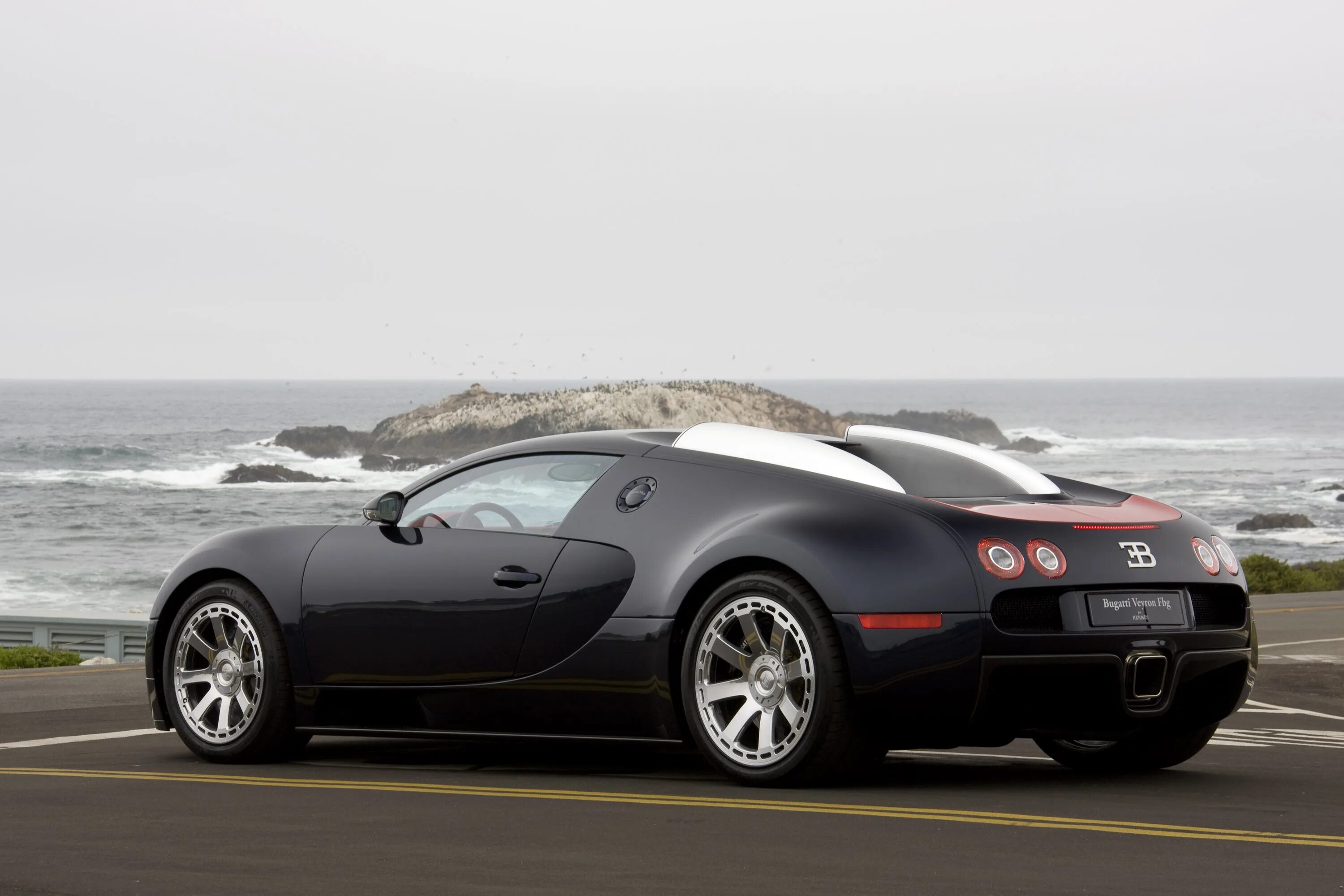 Спокойные машины. Bugatti Veyron 2008. Бугатти Вейрон 16 4 super Sport. Бугатти Veyron 2009. Бугатти Вейрон Гермес.