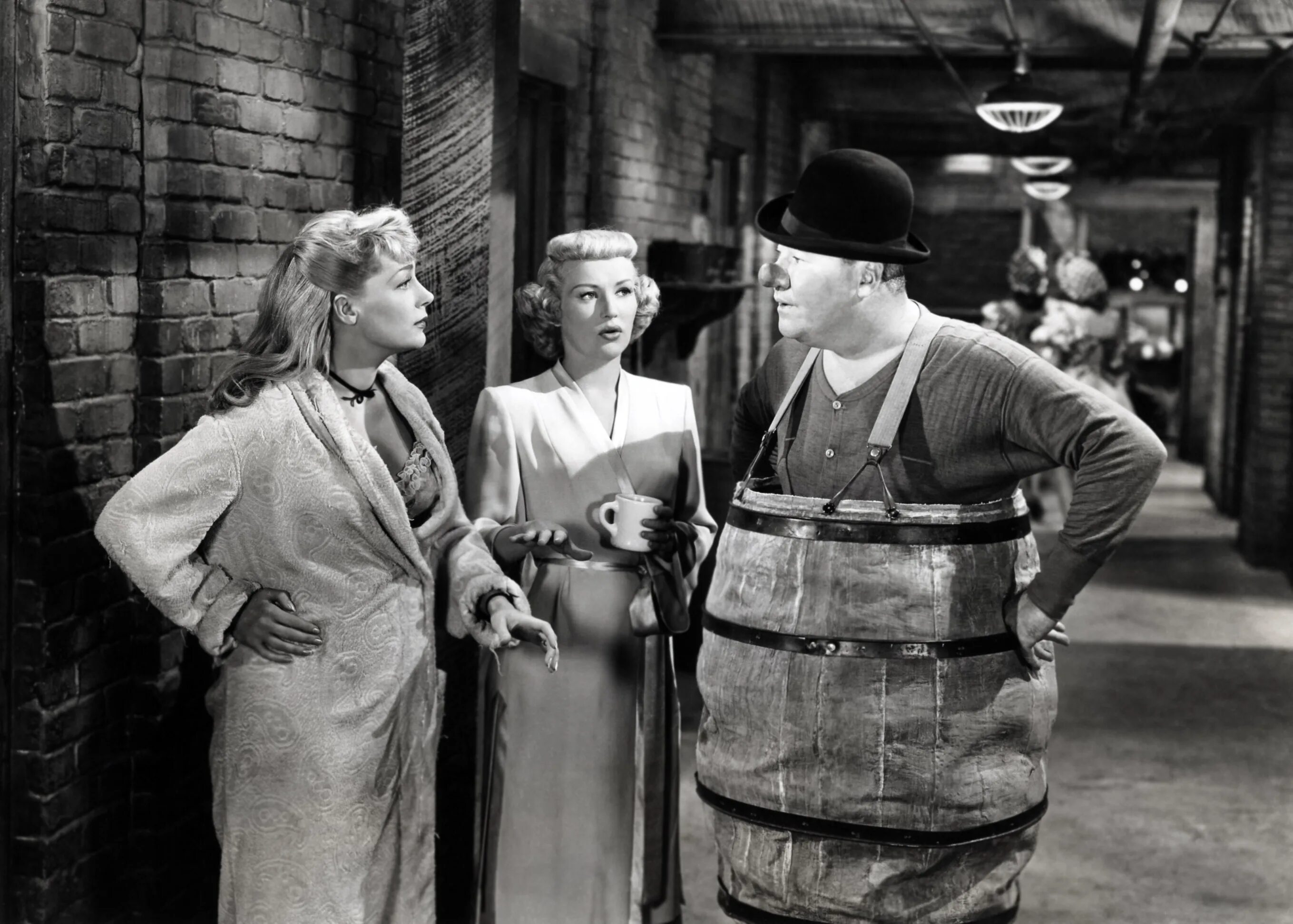 Моему коту грустно. I hate it meme. Моему коту грустно. Shut mouth shirt design. Грустные советы.