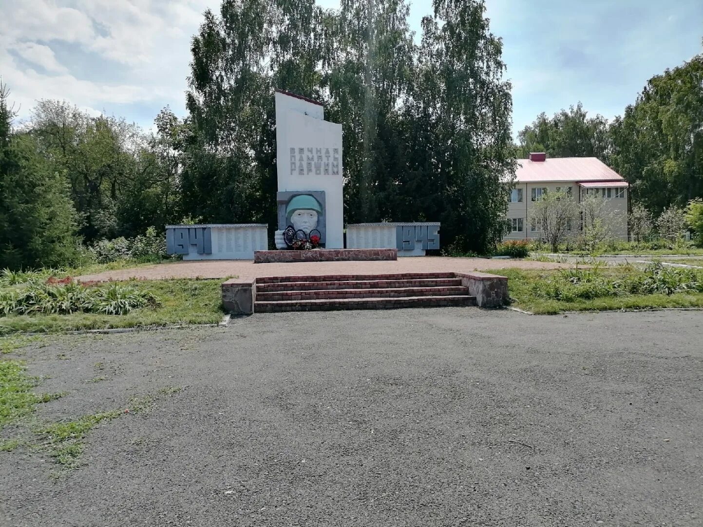Село балтийское