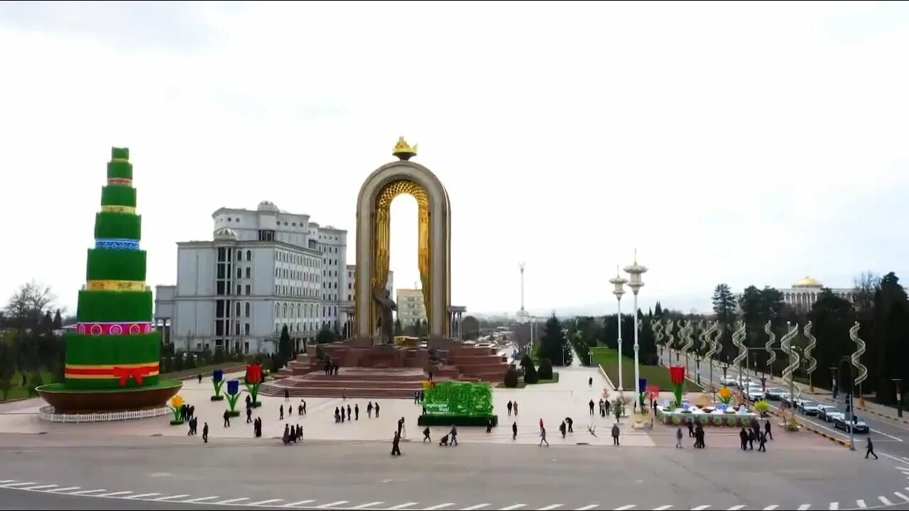 Душанбе столица Таджикистана. Сомони Душанбе Таджикистан Навруз. Главная площадь Душанбе. Таджикистан 2023 город.