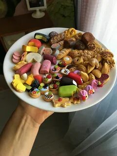Еда для кукол барби из пластилина