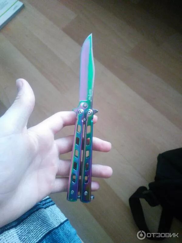 Нож бабочка cold steel. Нож бабочка в жизни. Нож-бабочка. Нож керамбит балисонг градиент. Нож бабочка из standoff 2 железный.