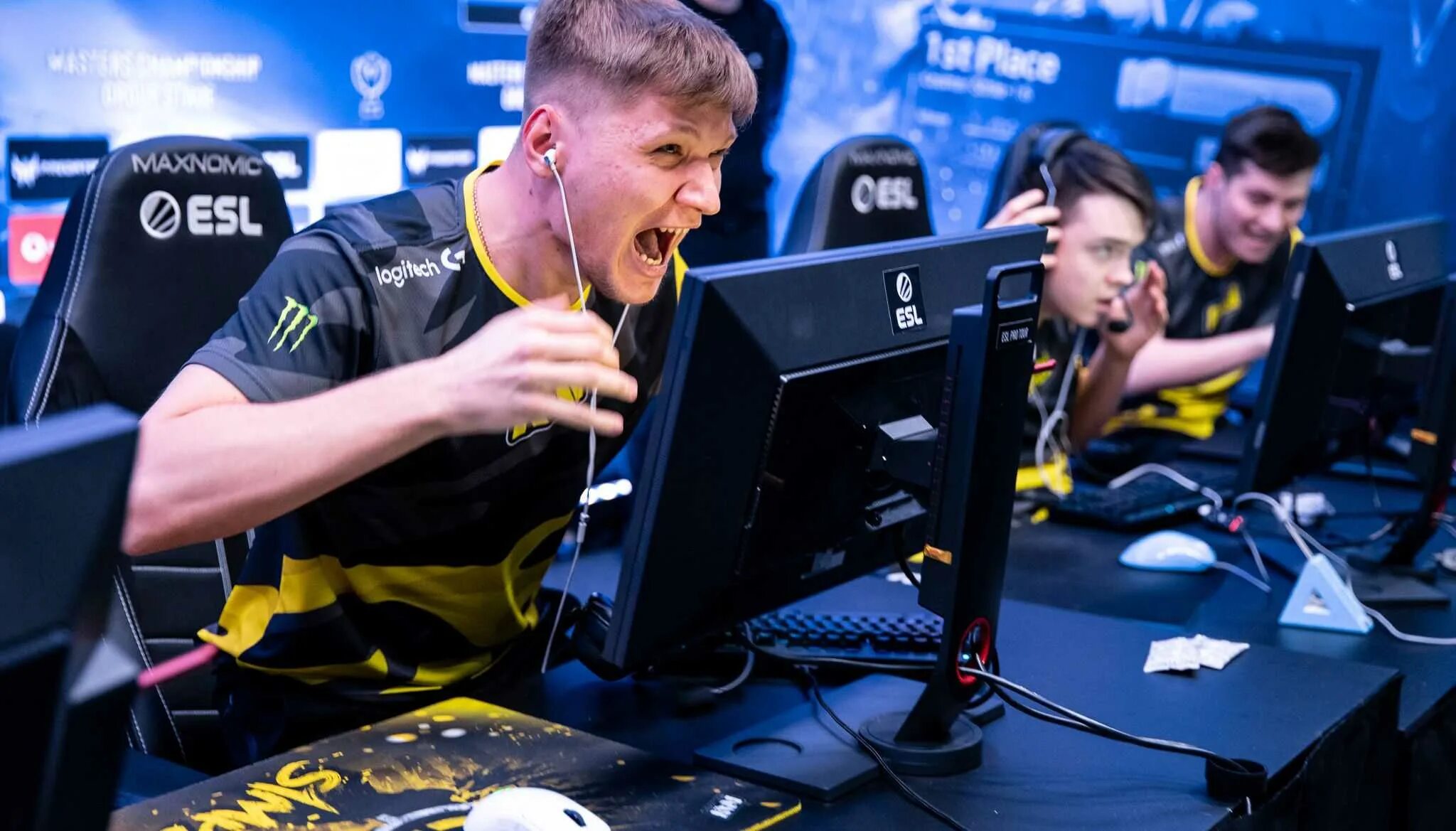 Киберспорт 1. S1mple мажор 2021. Команда нави симпл. Киберспортсмены нави. Киберспорт симпл.