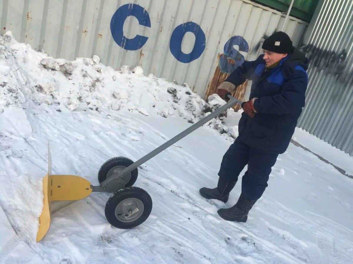 This Wheeled Device Will Change the Way You Shovel Snow BestProducts.com - YouTu