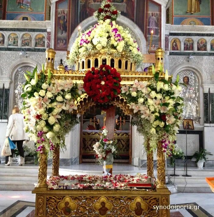 Чем украшали церкви. Чем украшали церкви. Украшение храма на вход господень в иерусалим. Украшение храмов на троицу. Чем украшали церкви.