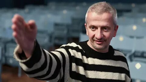 Режиссер пиша
