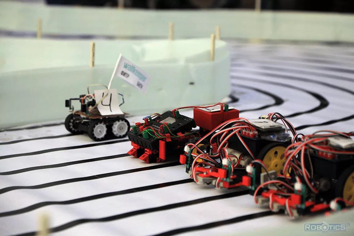 включи гоночные роботы. включи гоночные роботы. включи гоночные роботы. гоночный робот для соревнований. включи гоночные роботы.