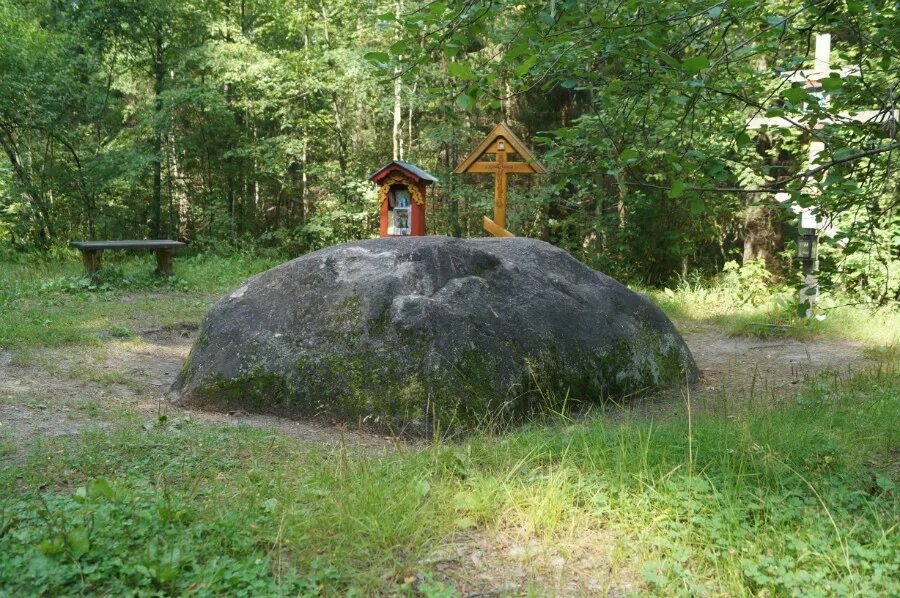 новописцовский мегалит. алханай пещера грешников. слащевский валун волгоградская область. где лежал камень. где лежал камень.