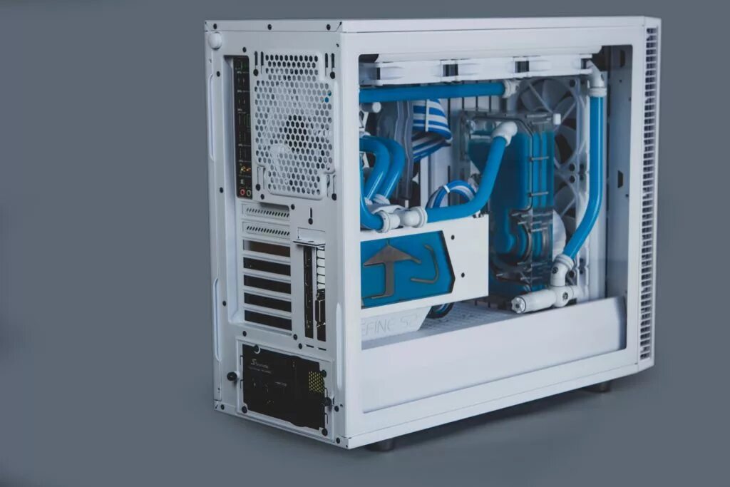Define maxima. Fractal design define s2 white build. fractal design meshefy s2 eatx сборки. define s2 сжо. define s корпус.