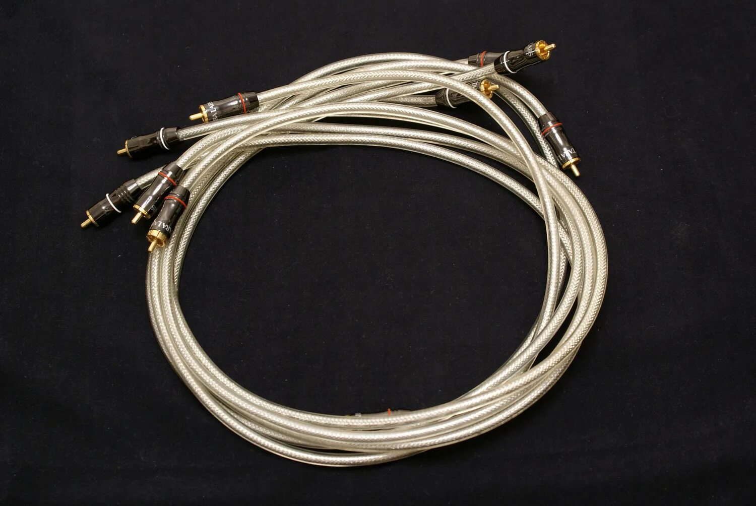Tara labs prism. Tara labs prism 2+2 speaker cable. tara labs prism 300. провода tara labs prism 2200i interconnect. провода tara labs prism 22 interconnect.