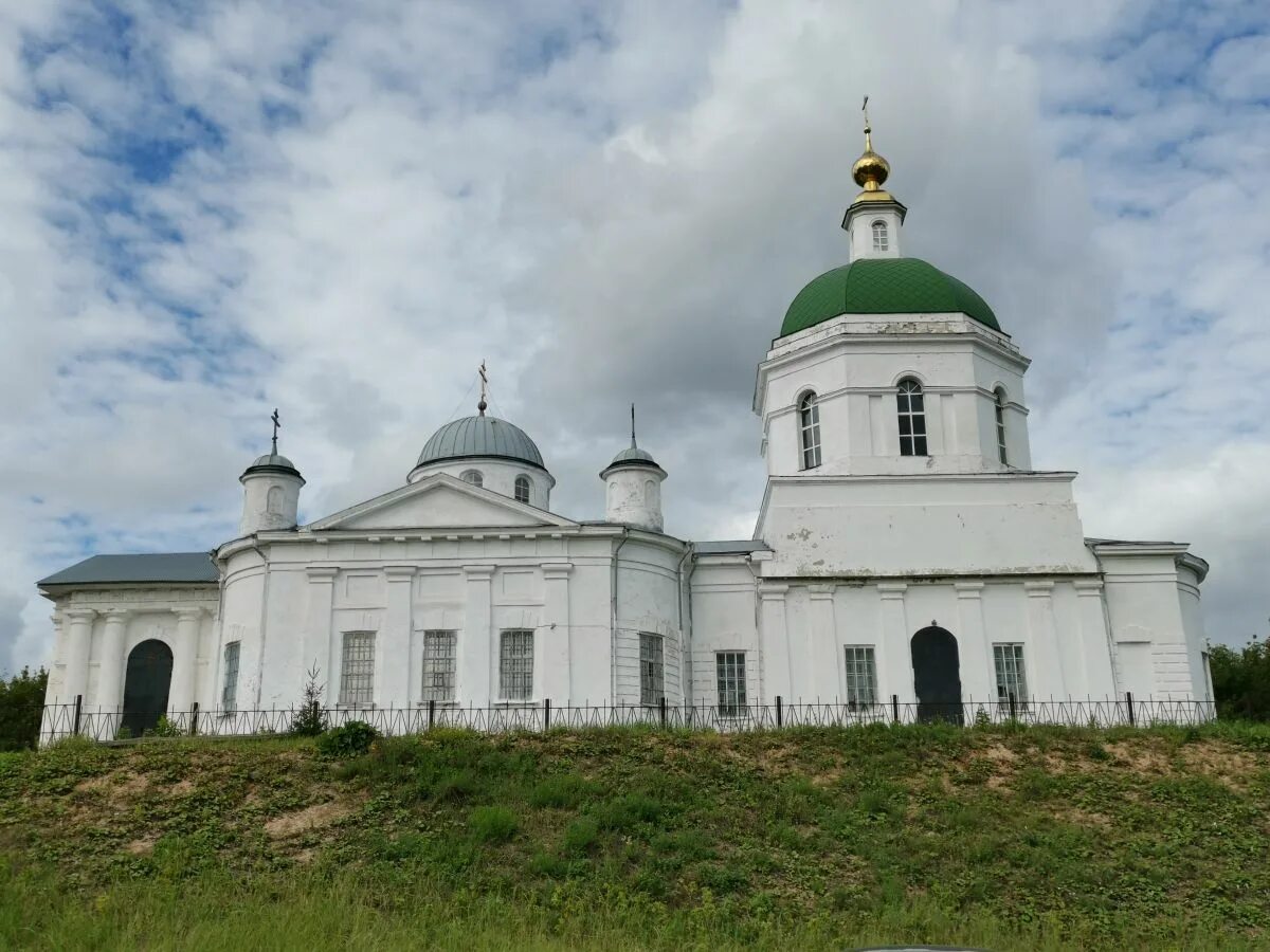 Шелокша нижегородская область. Квартира шелокша. Храм с. Шелокша нижегородская область кстовский. Деревня кривая шелокша.