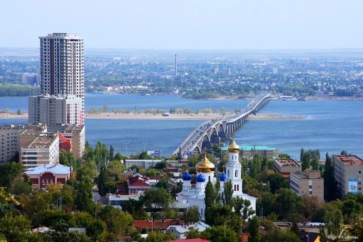 Балаково змеевы горы. Утёс степана разина саратовская. Самая большая область саратовская. Река волга энгельс. Самая большая область саратовская.
