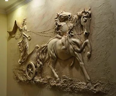 Скульптурная стена