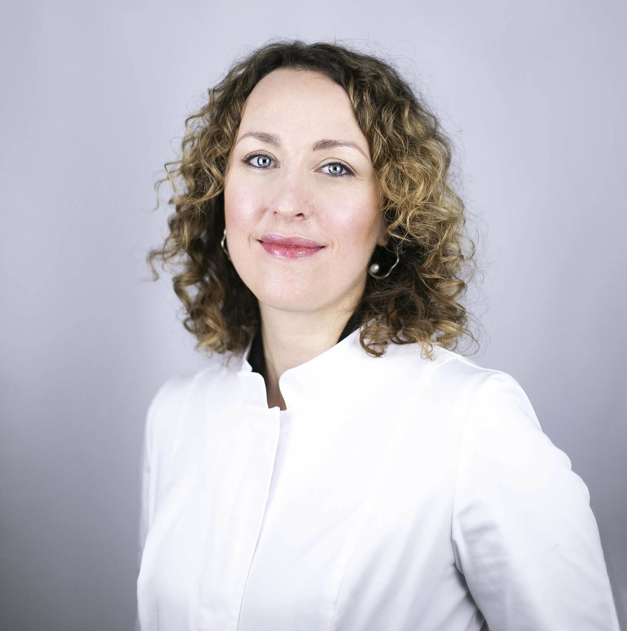 Анна сергеевна иваненко. Гаплевская эльвира александровна. Диетолог спб. Алёна петровна. Диетолог спб.