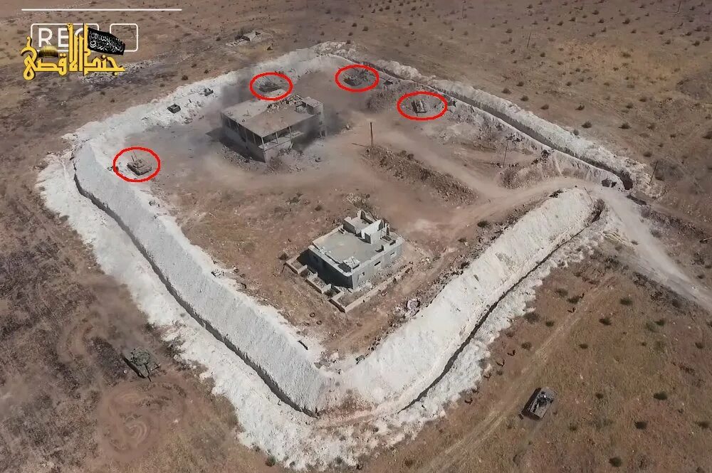 Современные военные укрепления. Оборонительные позиции в Сирии. Укрепленная Военная база. Фортификационные сооружения.