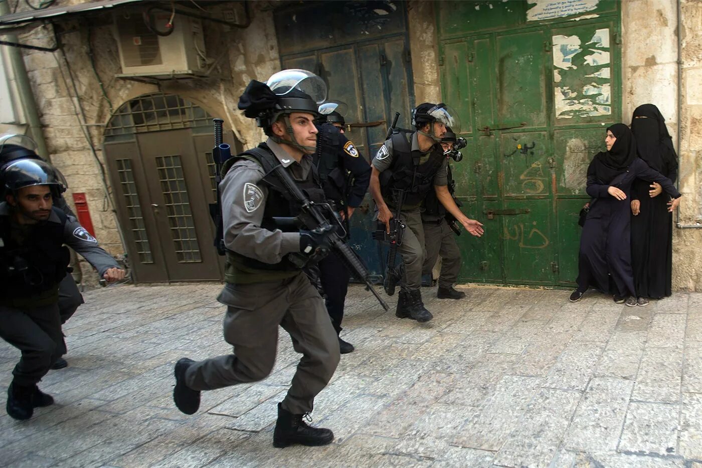 Масджид аль акса. Мечеть аль-акса в иерусалиме 2021. Праздники израиля. Что творится в израиле сегодня. Что творится в израиле сегодня.