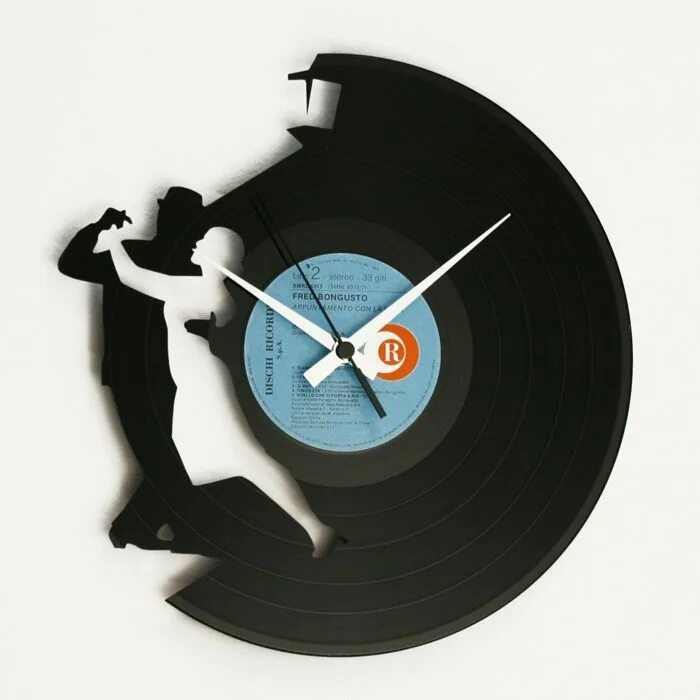 Часы пластины. Часы из пластинки. часы из грампластинок. часы виниловая пластинка. часы из винила.