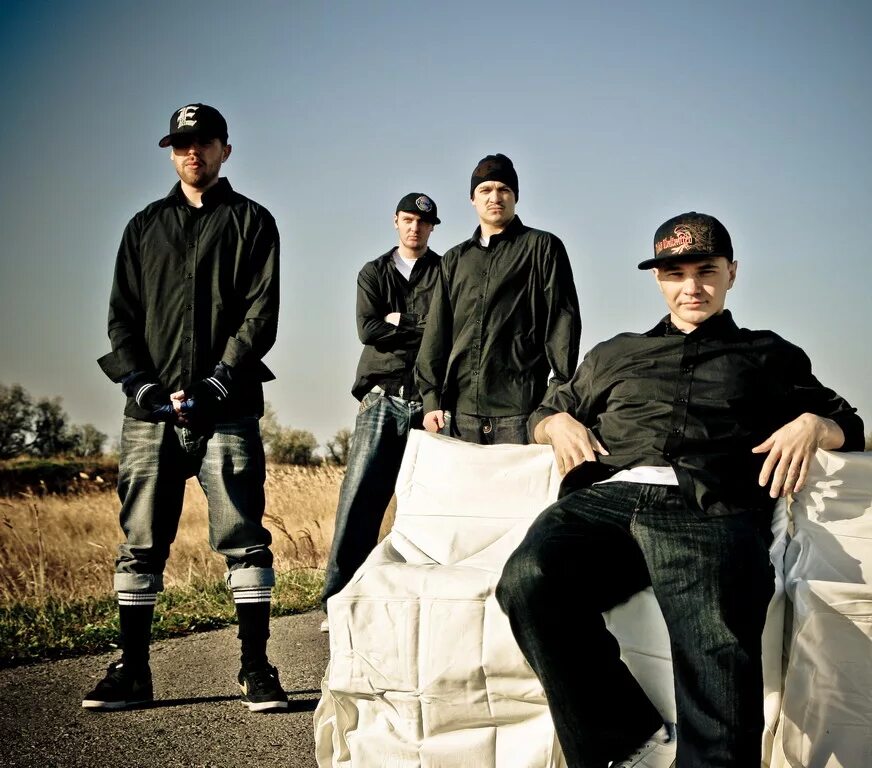 каста группа участники. билет на касту. 8 каста. каста карлита. группа каста 2000 год.