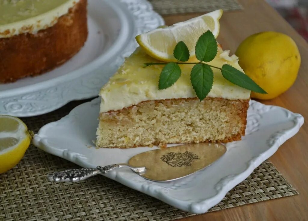 Монастырская кухня лимонный пирог. Трехслойный лимонник(лимонный пирог). Песочный лимонный пирог. Монастырская кухня лимонный пирог из песочного теста. Рецепт трехслойного татарского пирога с лимоном