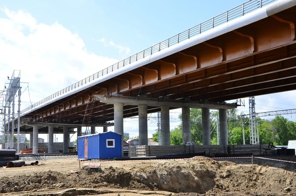 Эстакада Омск. Мосты путепроводы эстакады. Эстакада Каркатеевы. Путепровод на торговой Омск. Выполнение эстакады