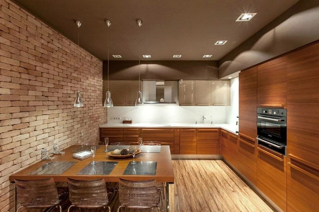 Отделка кухни. Современная отделка кухни. Потолок в стиле лофт на кухне. Кухня в потолок. Потолок кухня видео