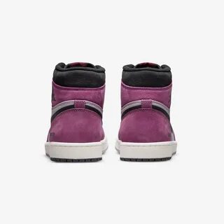 Jordan elements