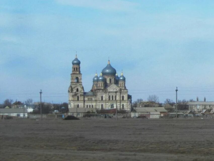 Прогноз погоды никольское астраханская. Храм Рождества Богородицы Никольское Астраханской области. Село Никольское Енотаевский район. Село Никольское Енотаевский район Астраханская область. Село Никольское Астраханская область храм.