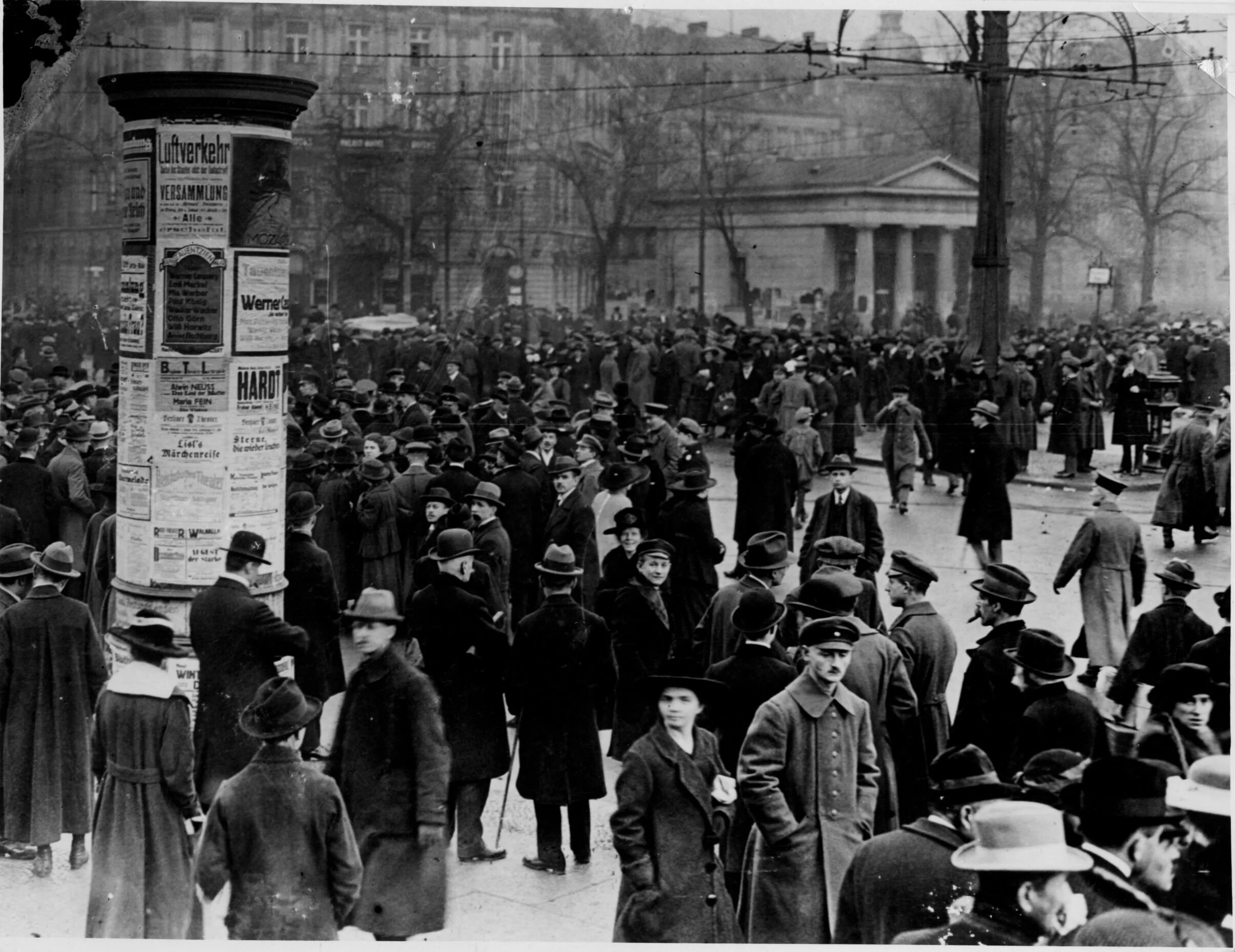 Революция 1918 1919. Революция в Германии 1918. Ноябрьская революция в Германии. 1918-1919 Ноябрьская революция в Германии. Ноябрьская революция 1918 года в Германии.