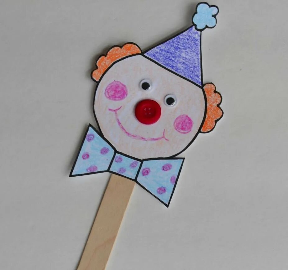 Аппликация на тему цирк. Клоун поделка из бумаги. Аппликация "клоун". Клоун аппликация для детей.
