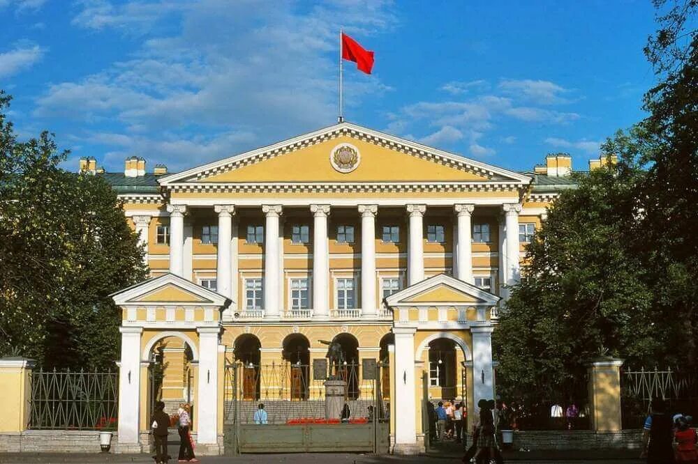 институт благородных девиц смольный институт. – смольный институт благородных девиц (бецкой). смольный институт благородных девиц. смольный институт благородных девиц 1764. смольный институт благородных девиц в санкт-петербурге.