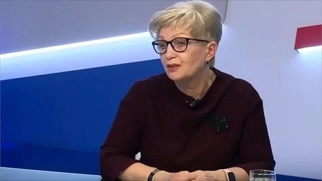 Новости череповца 12 канал. Ведущие 12 канала череповец. 12 канал. 12 канал. Череповец тв 12 канал.
