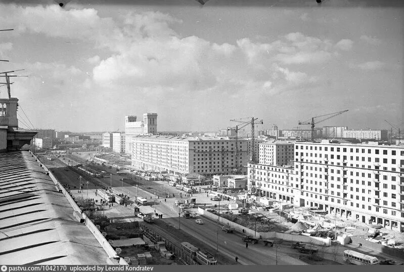Сокол москва ленинградский. Ленинградский проспект в 1953. Здание гидропроект ленинградский проспект. Ленинградский проспект метро сокол. Сокол москва ленинградский.