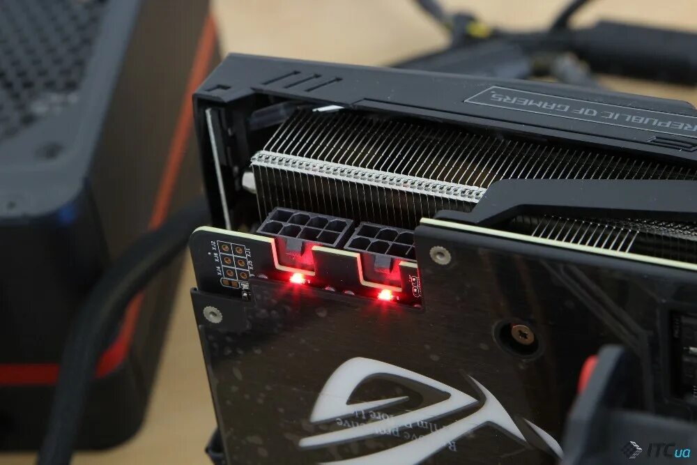 Подключение видеокарты 3060. Rtx 2080 ti разъемы. разъемы видеокарты rtx 2080. asus geforce rtx 3060 ti разъем питания. asus rog strix gtx 2080ti.