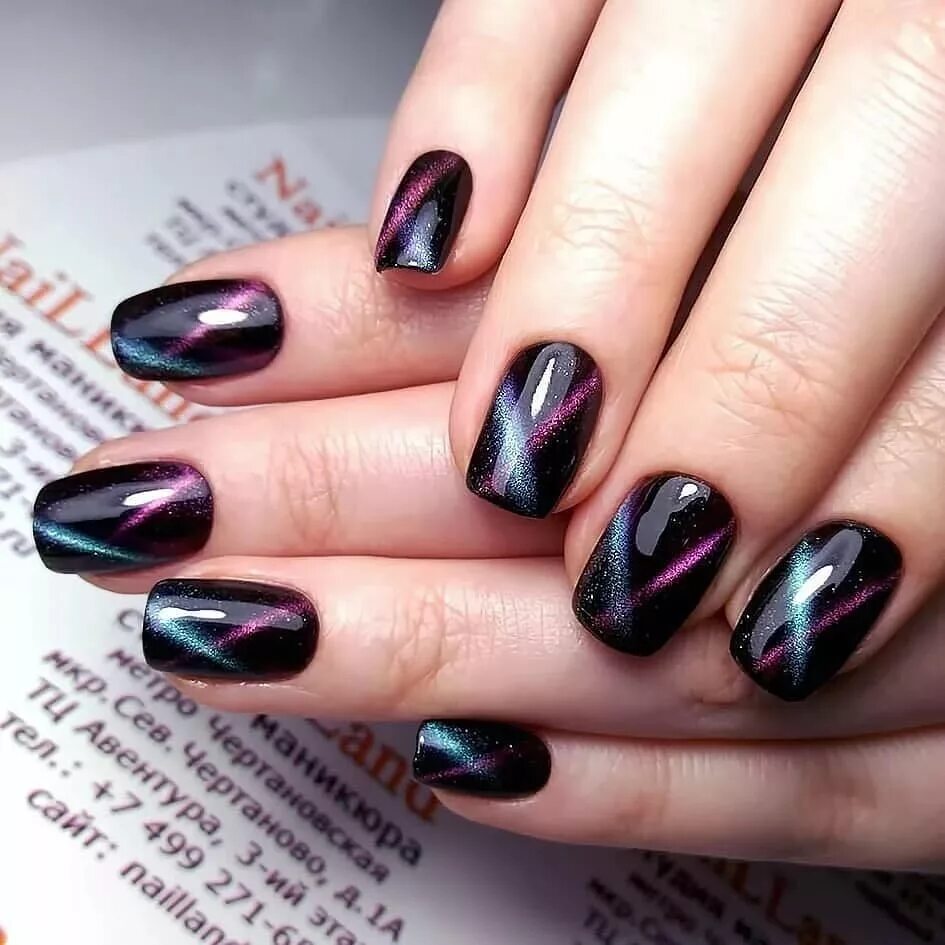 лаком кошачий. маникюр кошачий глаз 10 д. маникюр 2022 квадрат кошачий глаз. маникюр на короткие ногти кошачий глаз. гель-лак кошачий глаз серебро.