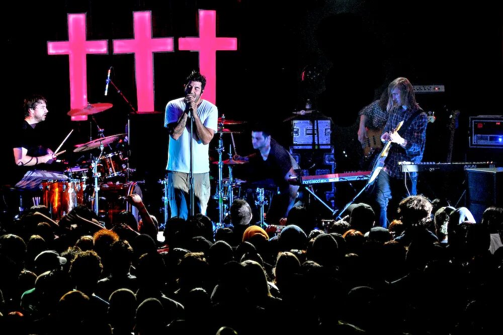 Чино Морено Crosses. Crosses Band. Crosses группа 2023. Crosses 2014. Cross group