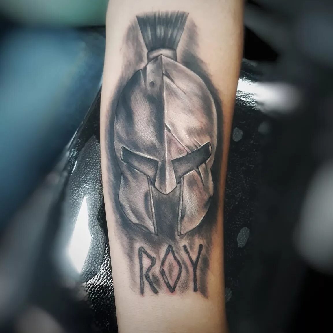Грей вош. Грей вош тату. Тату в стиле грейвош. Татуировка Graywash. Грейвош Татуировки мужские.