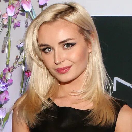 МХТ им. А. П. Чехова: Полина Гагарина