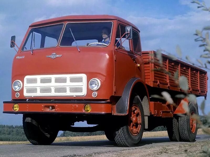 Грузовик МАЗ 500. Советский грузовик МАЗ 500. МАЗ-500 грузовой. МАЗ 500 5335.