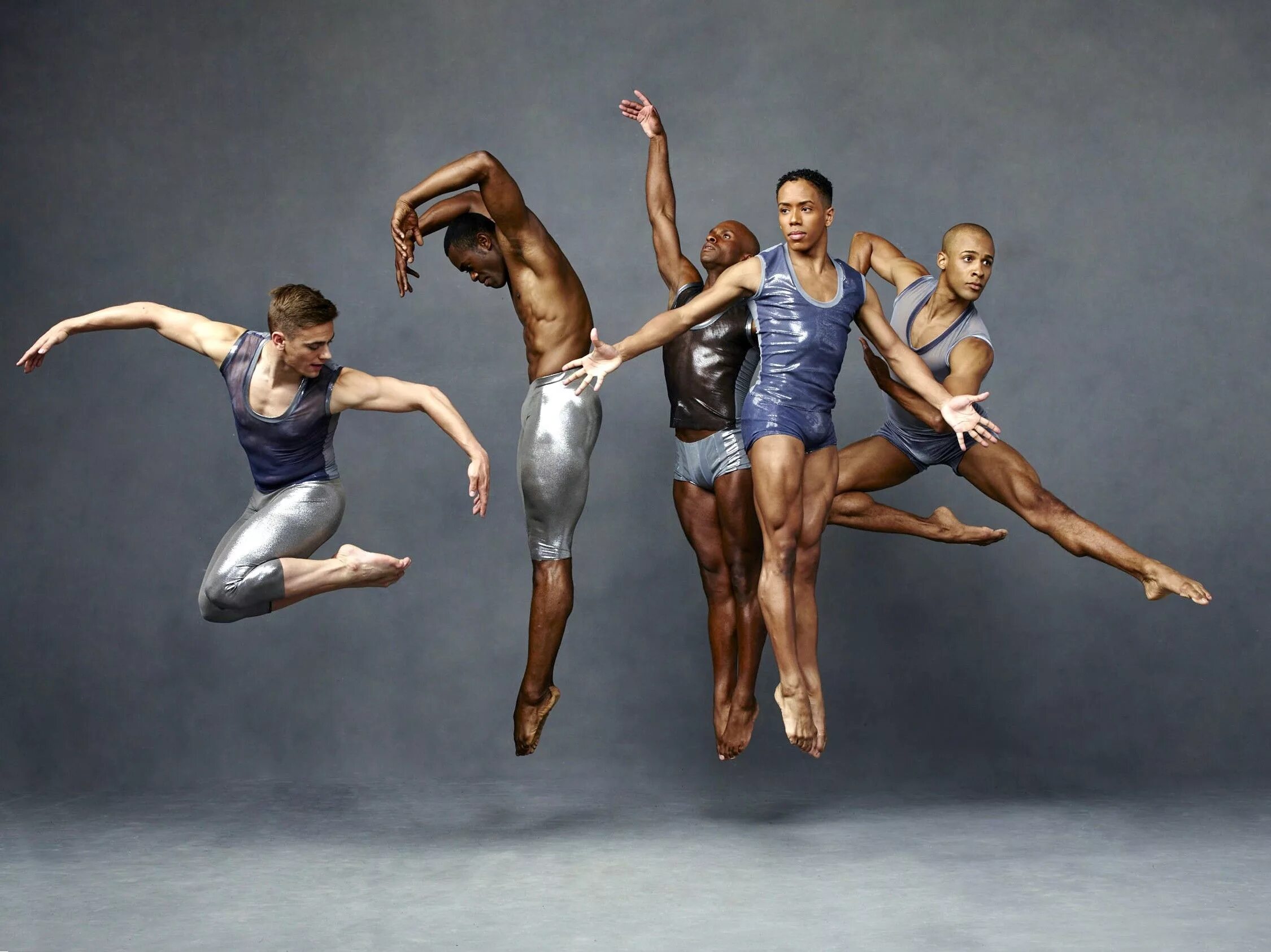 Alvin Ailey Ballet. Alvin Ailey American Dance Theater. Alvin Ailey Dance. Современные танцы. Прыжок в балете 4