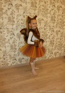 Выход белочки на осенний утренник