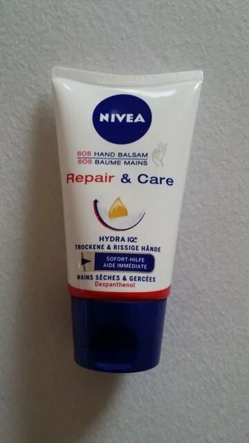 Крем nivea sos. Крем нивея сос. Нивея крем для рук SOS. Крем Nivea c пантенолом. Нивея с пантенолом для рук.