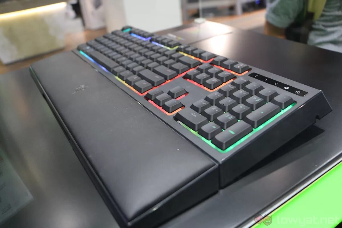 Razer ornata. Razer Ornata Chroma. Razer Ornata Chroma v1. Razer Ornata Chroma 1. Клавиатура рейзер орната v2.