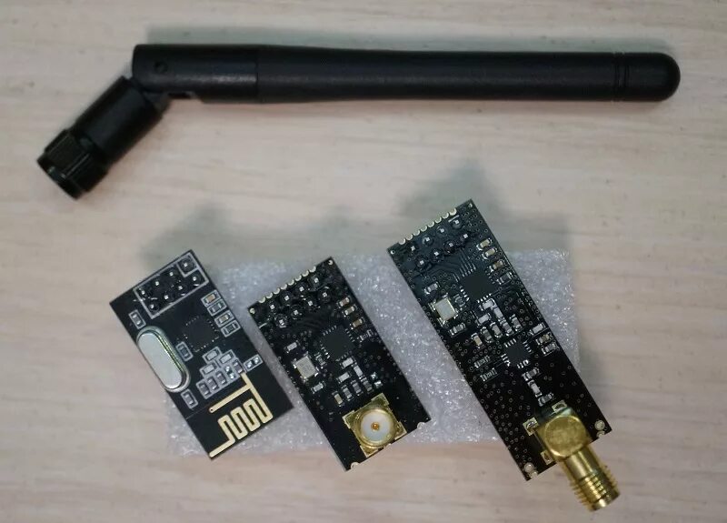 Nrf24l01 3d. Nrf24l01 smd внешняя антенна. Модуль трансивера nrf905 амперо. 4 ггц. 4 ггц.