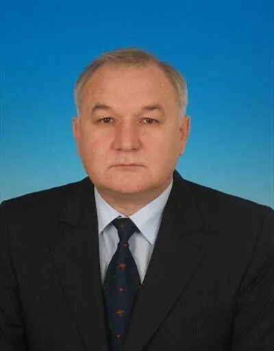Гильмутдинов рт. Гильмутдинову ильдару ирековичу. гильмутдинов ильдар ирекович. ильсур гильмутдинов.